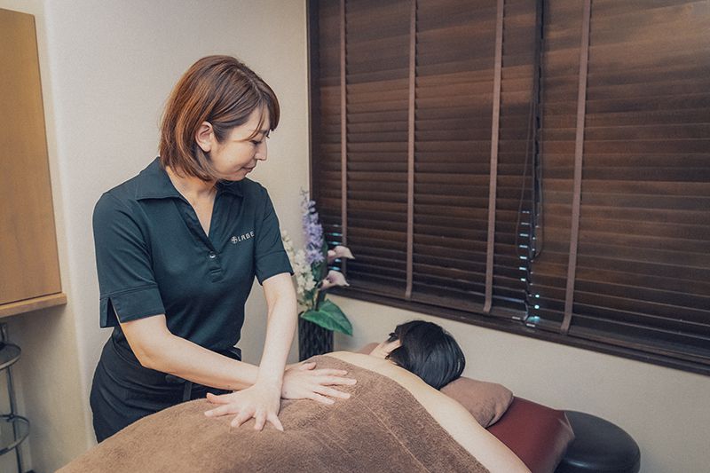 ユーザーからエステティシャンに